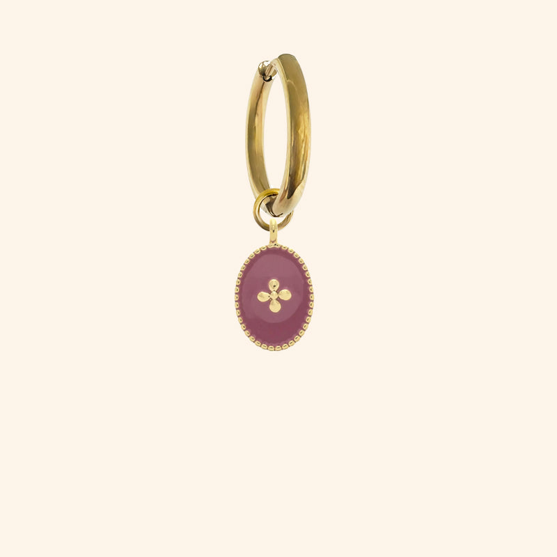 #droite_Boucle créole_Pampille médaille croix